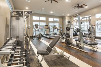 The overlook at interquest apartments fitness center